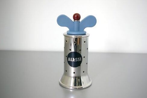 Alessi Michael Graves Pepper Mill Black ، قطره 6.3 سم ، ارتفاع 13.2 سم in Kuwait