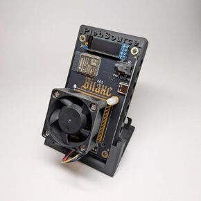 Bitaxe Gamma 601 Bitcoin Miner ، 1.2th/s ، BM1370 ASIC ، 18W/TH ، WiFi ، Silent Home Mining