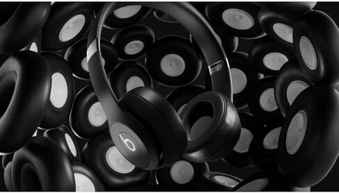 Beats Solo 4 - سماعات Bluetooth اللاسلكية على الأذن ، Apple & Android متوافقة ، تصل إلى 50 ساعة من عمر البطارية - أبيض دافئ (متجدد) in Saudi Arabia