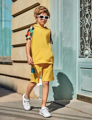 Arshiner Boys 2 Piece Summer Outfits Letter Graphic Colorblock Short Sleeve Hoodie and Short Sets whith Pockets 5-12 Years in Kuwait