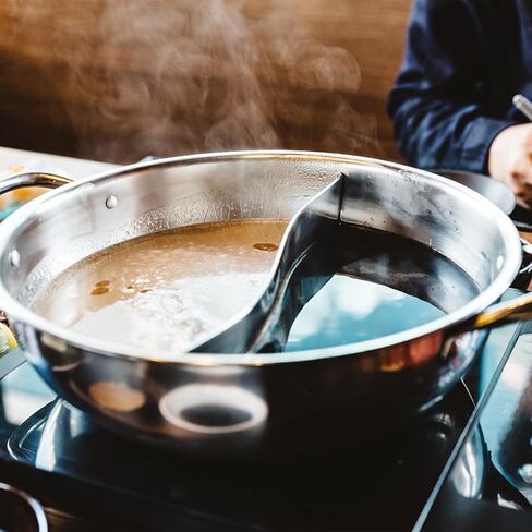 Twin Divided Hot Pot Multifunctional Stainless Steel Induction Cooker Hot Pot with Divider and Lid Dual-Sided Cookware for Induction Cooktop and Gas Stove for Shabu Shabu in Kuwait