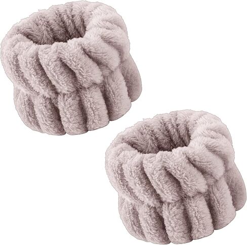 Sibba 2 Pieces Women's Microfiber Wrist Wash Bands, Absorbent Wristbands Wrist Sweatband for Girls Prevent Water from Spilling Down Your Arms (Black) in Saudi Arabia