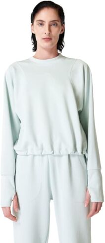 سويت شيرت Sweaty Betty نسائي كبير الحجم ذو رقبة دائرية / Frost Blu in Saudi Arabia