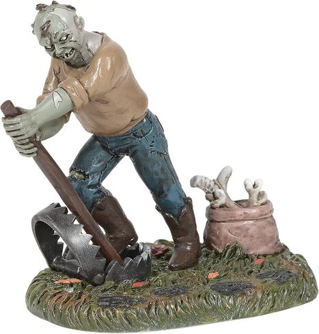 Department 56 Snow Village Halloween Haunted Huntsman House Lit Building and Accessories Boxed Set, 5.87 Inch, Multicolor in Saudi Arabia