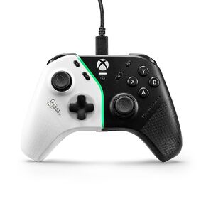 Thrustmaster HEARTCONTROL Heart Hall Effect Gamepad Controller