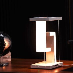 مصباح مكتب LED مضاد للجاذبية - مصباح مكتب مع مستشعر لمس ، 3 إعداد مصباح LED مضاد للجاذبية مع شاحن لاسلكي ، مثالي لغرفة النوم ، المكتب ، الدراسة ، الصالة ، مصباح مكتب 4 وات مع ميناء شحن USB