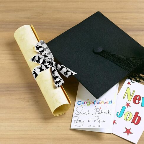 Hying 8 Rolls 2025 Graduation Ribbons for Wrapping Gifts, Congratulations Grosgrain Ribbons for Graduation Decoration DIY Party, 3/8"/ 2" X 24 Yards Class of 2025 White Black Ribbon for Graduation in Saudi Arabia
