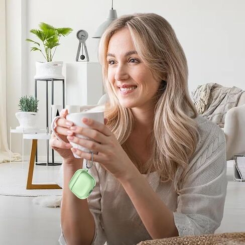 حافظة شفافة لغطاء الجيل الرابع من AirPods مع سلك مغناطيسي مضاد للفقد، طقم تنظيف، حزام معصم قابل للتعديل وسلسلة مفاتيح، صندوق حمل مصنوع من مادة TPU الناعمة لأجهزة Airpods 4 ملحقات واقية مضادة للصدمات in Kuwait