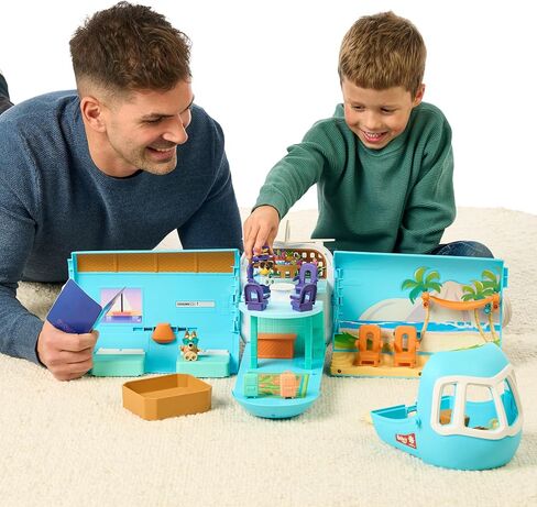 Bluey 3-in-1 Transforming Plane Playset, Transforms from A Plane to A Resort and a Boat! Opens Up to Expand Out to A 27 Inch/ 70cm Wide Holiday Vacation Resort Playset, Over 25 Sounds and Phrases in Saudi Arabia