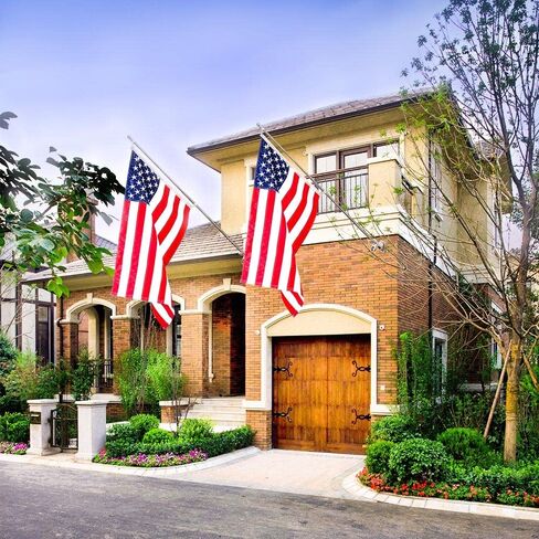 Flag Poles for Outside House, 6 FT Flag Pole Kit with No-Tangle Aluminum Ring Clips and Holder Mounting Bracket, Stainless Steel 1 inch Diameter Flagpole for Boat Dock Porch Sport (1 Pack) in Kuwait