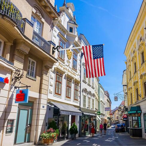 قوسين حامل عمود العلم ، Bonwin 1 "قوس تصاعد القطب مع الصلبة لجدار الجدار المنزلي ، 1" قطر داخلي ، وضعين وسبائك الألومنيوم ، مطلي خالٍ in Kuwait