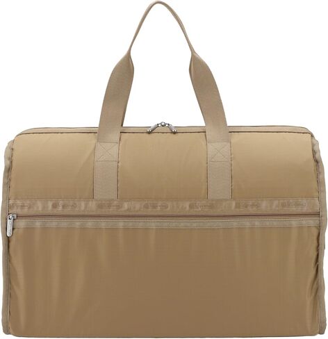 حقيبة عطلة نهاية الأسبوع الكبيرة من LeSportsac (أسود معاد تدويره) in Kuwait