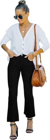 جينز متوهج للنساء جينز قصير قابل للتمدد متوسط ​​الارتفاع من الأسفل جينز نسائي قصير متوهج مع حاشية خام in Kuwait