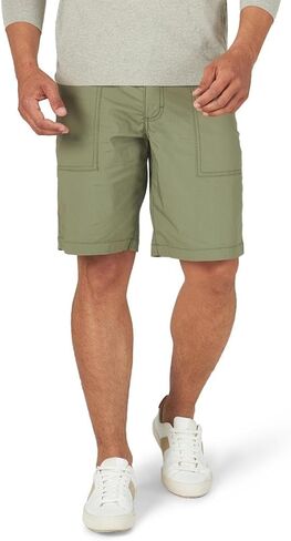 Lee Men's Extreme Motion Relaxed Fit Utility Flat Front Short in Kuwait