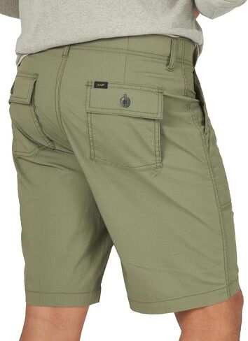Lee Men's Extreme Motion Relaxed Fit Utility Flat Front Short in Kuwait