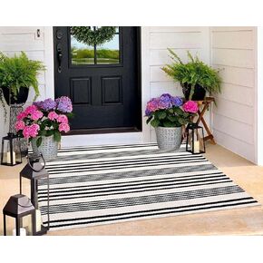 Black and Tan Striped Outdoor Rug 2'x4',Front Porch Rug Machine Washable Front Door Mat Entryway Throw Rug for Front Porch Indoor Outdoor Doormat