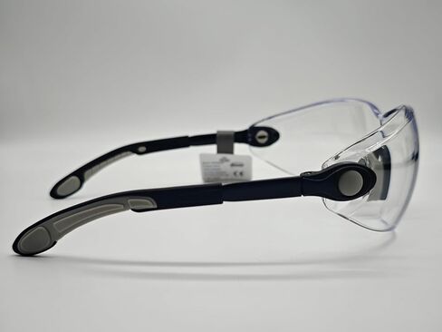 نظارات أمان احترافية ANSI Z87+ مضادة للضباب، مثالية للعمال والميكانيكا ومواقع البناء، عدسة كمبيوتر مع حماية من الأشعة فوق البنفسجية 400، تناسب النظارات الطبية، خالية من البراغي والمعادن in Kuwait