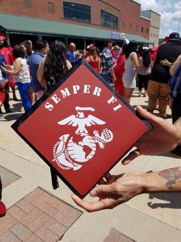 أغطية الشرابة العالية بتصميم مشاة البحرية - قبعات التخرج لمشاة المستقبل - Semper Fi - قبعات التخرج مزينة in Kuwait