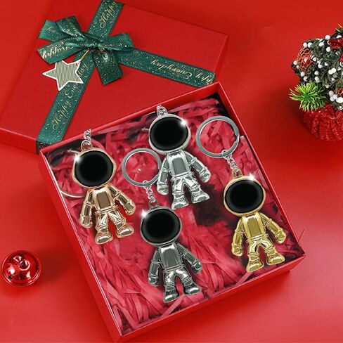 WINUSD Astronaut Keychains , 4pcs Alloy Key Chains Men Creative Gift for Office Backpack Purse Charm Keychains（Black Silver Gold Champagne in Kuwait