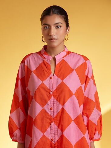 مجموعة كورتا مع بنطال للنساء/البنات بياقة دائرية وأكمام بالون مطبوعة هندية عرقية علوية كورتي أحمر وردي in Kuwait