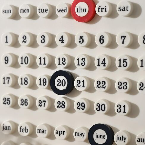 تقويم مكتب خشبي تقويم دائم للمنزل القديم هدايا فريدة من نوعها، عرض تاريخ الشهر، ديكورات مكتب للمكتب، ملحقات مكتبية جمالية، ديكور مكتب لطيف (أبيض كريمي) in Kuwait