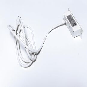 Yoobure Screw X- 2 AC & 2 USB Ports, 1pc White