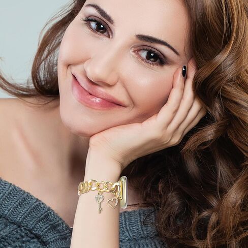معصم معدني أنيق متوافق مع Fitbit Versa 3/Versa 4/Sense/Sense 2 Bands Women ، سلسلة سلسلة كوبية مع سحر فريد Bling Love Key Pendants Snary Band Strap in Kuwait