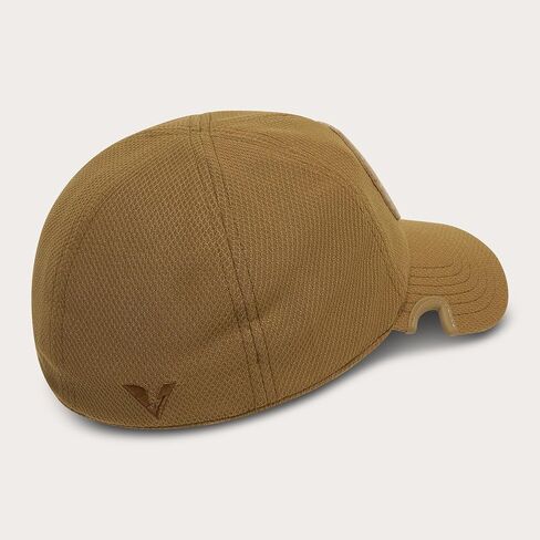Oakley Men's Standard Issue Notch Hat in Saudi Arabia