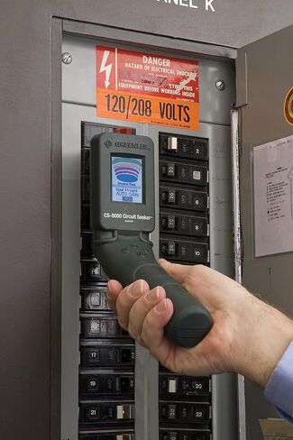Greenlee CS-8000 Circuit Seeker for Circuit Tracing with Full-Color Graphical LCD Display in Saudi Arabia