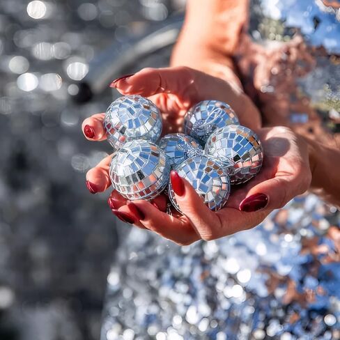 24 قطعة من ديكور كرة الديسكو المرآة مع سلك تعليق غير مرئي، زينة كرة ديسكو معلقة صغيرة، زينة لتزيين الكيك وشجرة عيد الميلاد والمهرجانات المنزلية وحفلات الزفاف وحفلات الدي جي وإكسسوارات النادي in Kuwait