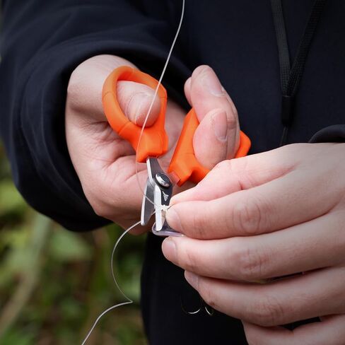 KastKing Cutthroat 7 inch Fishing Pliers and Paradox 4.5-Inch Fishing Scissors in Saudi Arabia