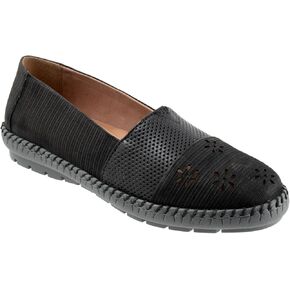 Trotters Women's Ruby Perf Loafer in Kuwait