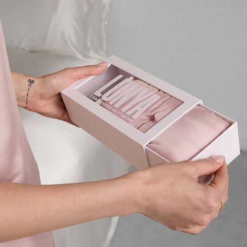 Washable Silk Sleep Mask with Box in Kuwait