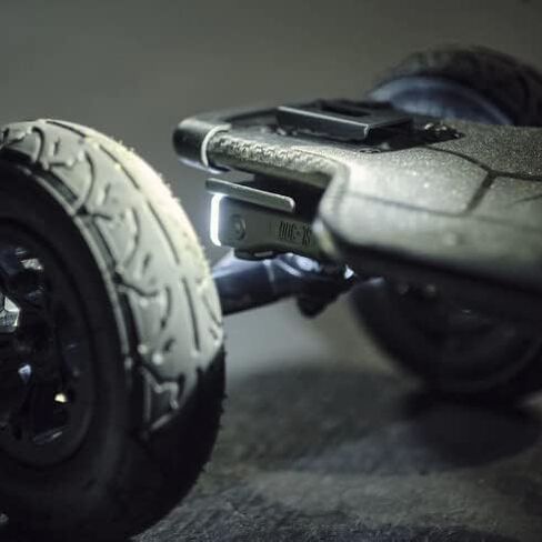 Skateboard Lights with Mounts in Kuwait