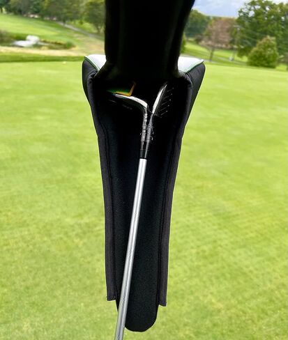 غطاء رأس Lucky Irish Four Leaf Clover Celtic Shamrock للسائقين من Golf - إغلاق مغناطيسي سهل الارتداء والخلع - جلد فاخر - يناسب سائقي 460cc in Kuwait