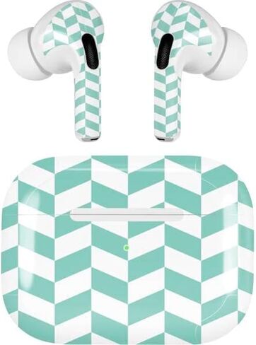 غلاف صوتي من Skinit متوافق مع Apple AirPods Pro (الجيل الثاني، 2022) تصميم شيفرون ذهبي مصمم في الأصل in Kuwait