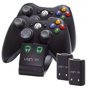 Venom Xbox 360 Twin Docking Station مع حزم بطارية قابلة للشحن 2 ×: الأسود (Xbox 360)
