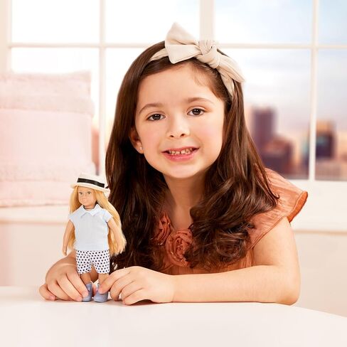 لوري – دمية صغيرة – دمية عصرية مقاس 6 بوصات – ملابس أنيقة – ألعاب للأطفال – 3 سنوات فما فوق – سيسي in Kuwait