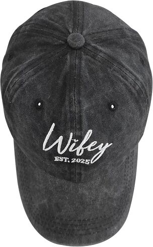 Mr and Mrs Hat, Wedding Gifts for Bridal Shower Bachelorette Party Engagement Honeymoon, Adjustable Hat for Couples in Saudi Arabia