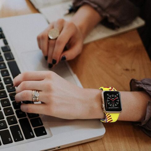 شاهد نطاقات متوافقة مع Apple Watch Band 38mm 40mm 41mm للنساء ، و Soft Sport Strap Silicone Prescons Bandband for IWatch Series SE 10 9 8 7 6 5 4 3 2 1 in Saudi Arabia