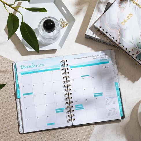 مخطط 2024-2025 - مخطط أكاديمي 2024-2025، يوليو 2024 - يونيو 2025، مخطط 6.3 × 8.4 بوصة 2024-2025 يومي أسبوعي وشهري، مخططات 2024-2025 للنساء ذوات الجيب الداخلي in Kuwait