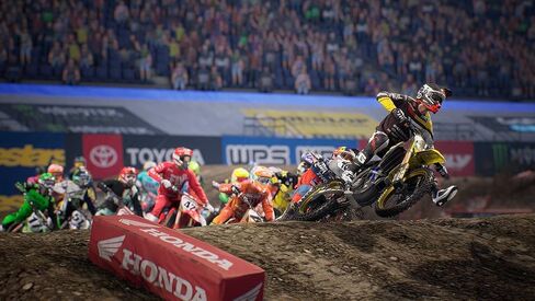 Monster Energy Supercross - ألعاب الفيديو الرسمية 3 (Xbox One) (متجددة) in Saudi Arabia