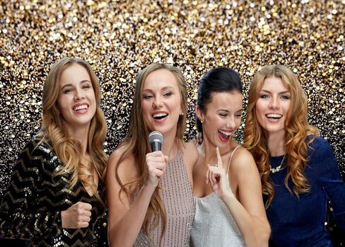 خلفية عيد ميلاد شايا 7x5ft وذهب الذهب - بقع الذهب خوخه حفل زفاف تخرج التخرج الخلفية in Kuwait