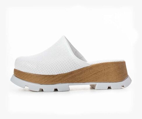 Saraya Nurse-قباقات الراحة الجلدية المصنوعة يدويًا ، ونمط الممرضات ، والراحة والدعم طوال اليوم ، ودائم للاستخدام على المدى الطويل ، ومثالية للممرضات. in Kuwait