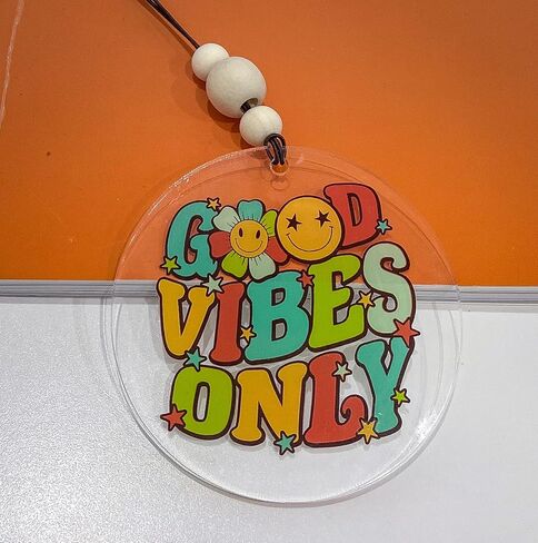 Talataca Believe 2D Flat Christmas Ornament & Wood Beads, Christmas Quotes Pine Tree Decor, Hanging House Charm Eve Keepsake, Car Rear View Mirror Accessories, Xmas Gifts in Saudi Arabia