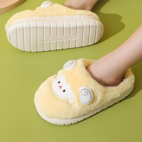 شباشب للأطفال شباشب حيوانات، شباشب بقرة ضفدع أرنب ودب باندا خروف للأطفال الصغار، شباشب شتوية غامضة للفتيات والأولاد، شرائح طباعة بقرة لطيفة منفوشة، أحذية غرفة نوم منزلية من القطيفة، كاواي، مريحة in Kuwait