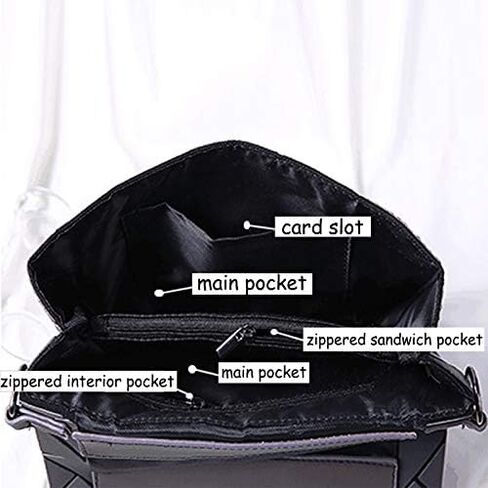 حقيبة كتف Van Varo ذات شبكة صلبة هندسية على شكل مظروف وحقيبة يد على شكل ظرف in Kuwait