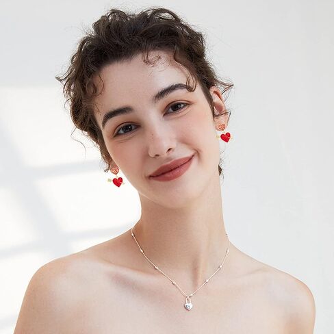 اقراط على شكل سهم على شكل قلب، اقراط على شكل قلب مطلية بالمينا الحمراء مع سهم، مجوهرات قلب من الزركونيا المكعبة لعيد الحب، هدية عيد ميلاد للنساء، مقاس M، زنك، مكعب زركونيا in Kuwait