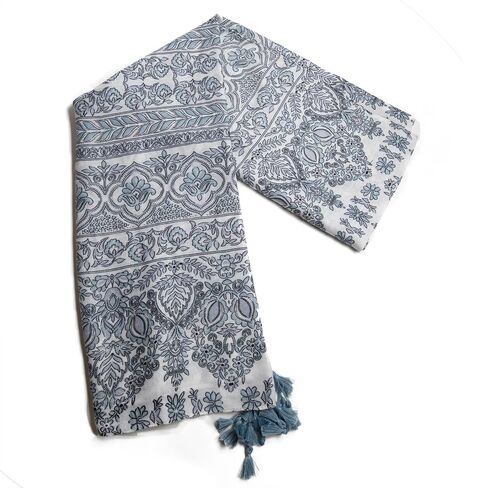 Women's Lightweight Summer Scarf with Tassels in Saudi Arabia