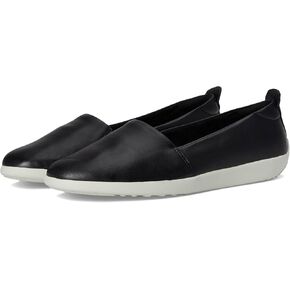SoftWalk Women's Deva Loafer Flat